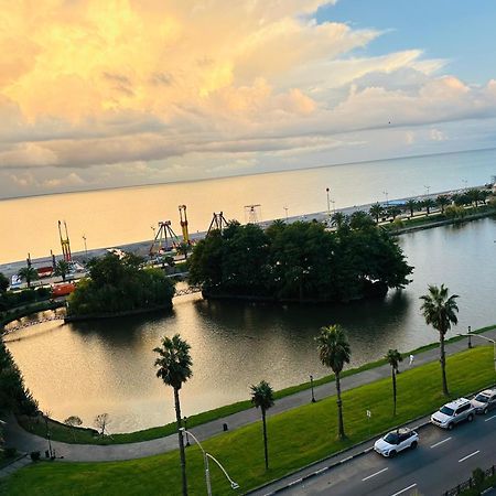 Dream View In Orbi City In バトゥーミ エクステリア 写真